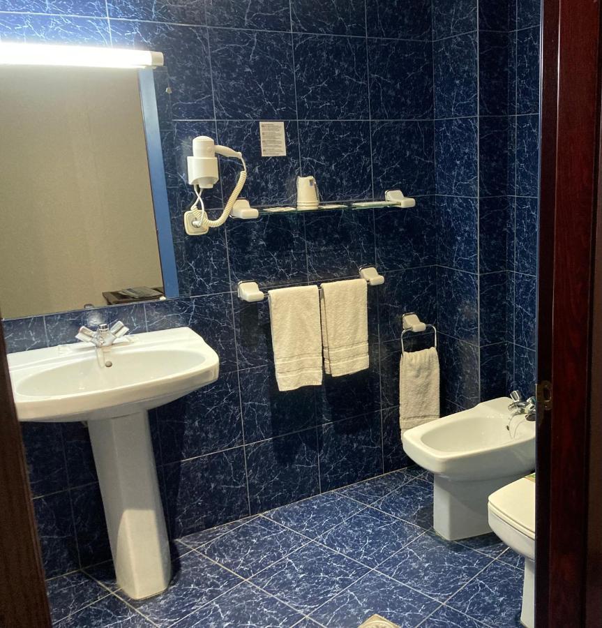 Hotel Folch ซานต์จูเลีย เด โลเรีย ภายนอก รูปภาพ