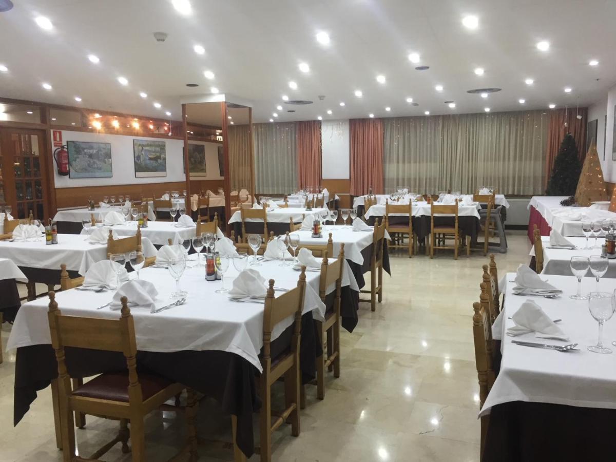 Hotel Folch ซานต์จูเลีย เด โลเรีย ภายนอก รูปภาพ